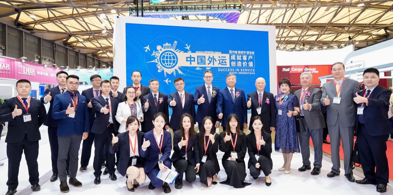 物流大展掀起沪上物流热潮!中国国际物流节携手亚洲物流双年展再破记录 12 物流大展掀起沪上物流热潮!中国国际物流节携手亚洲物流双年展再破记录